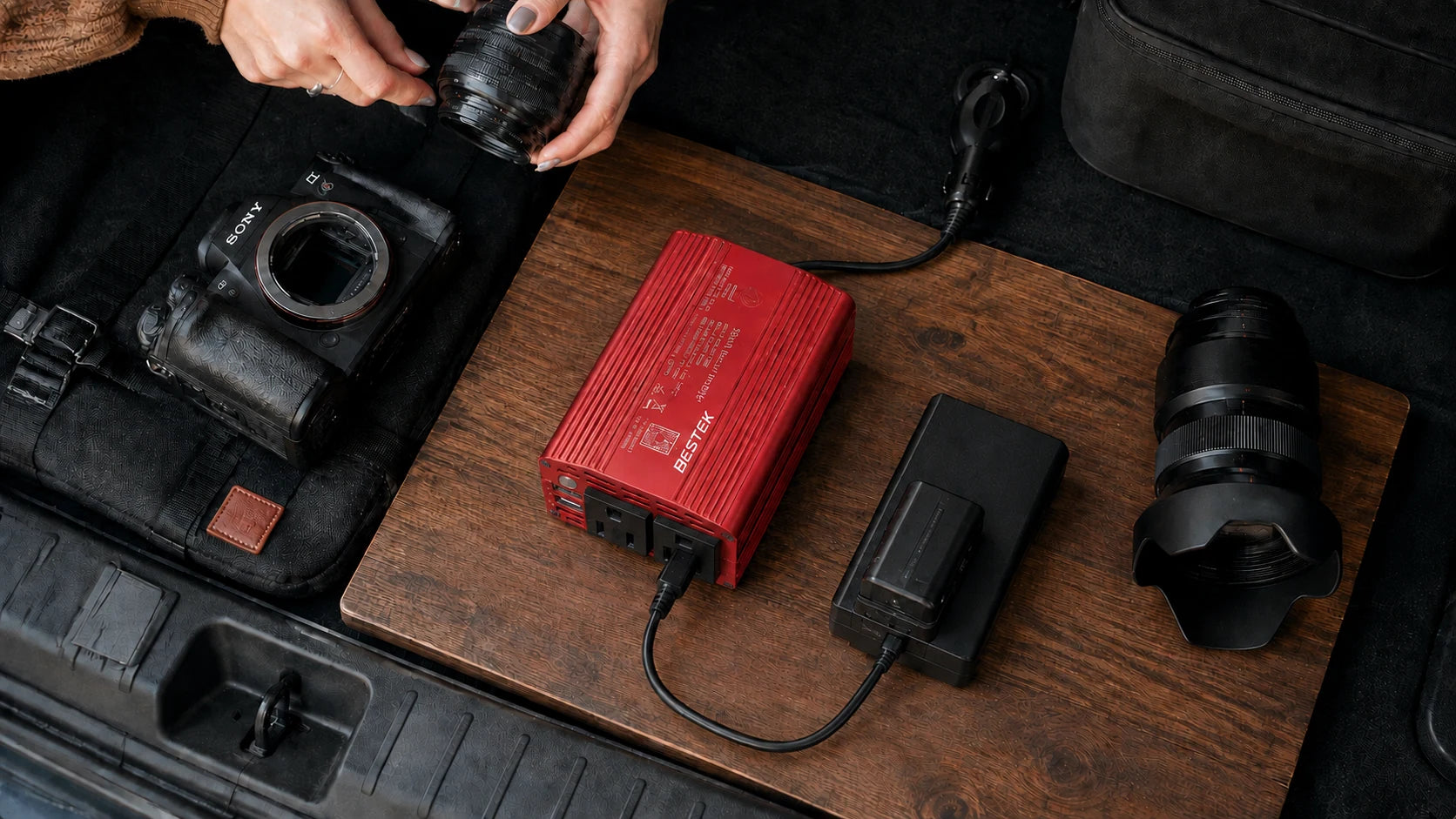 300W Road Inverter arranged in a matching use scene